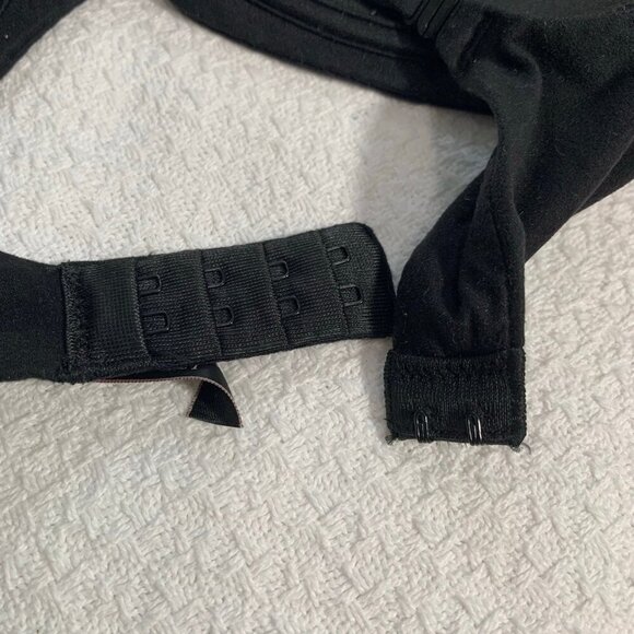 Victoria's Secret 34C body by victoria no-wire black adjustable strap bra - Picture 6 of 10